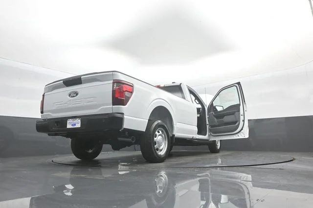 New 2026 Oxford White Ford XL image 41