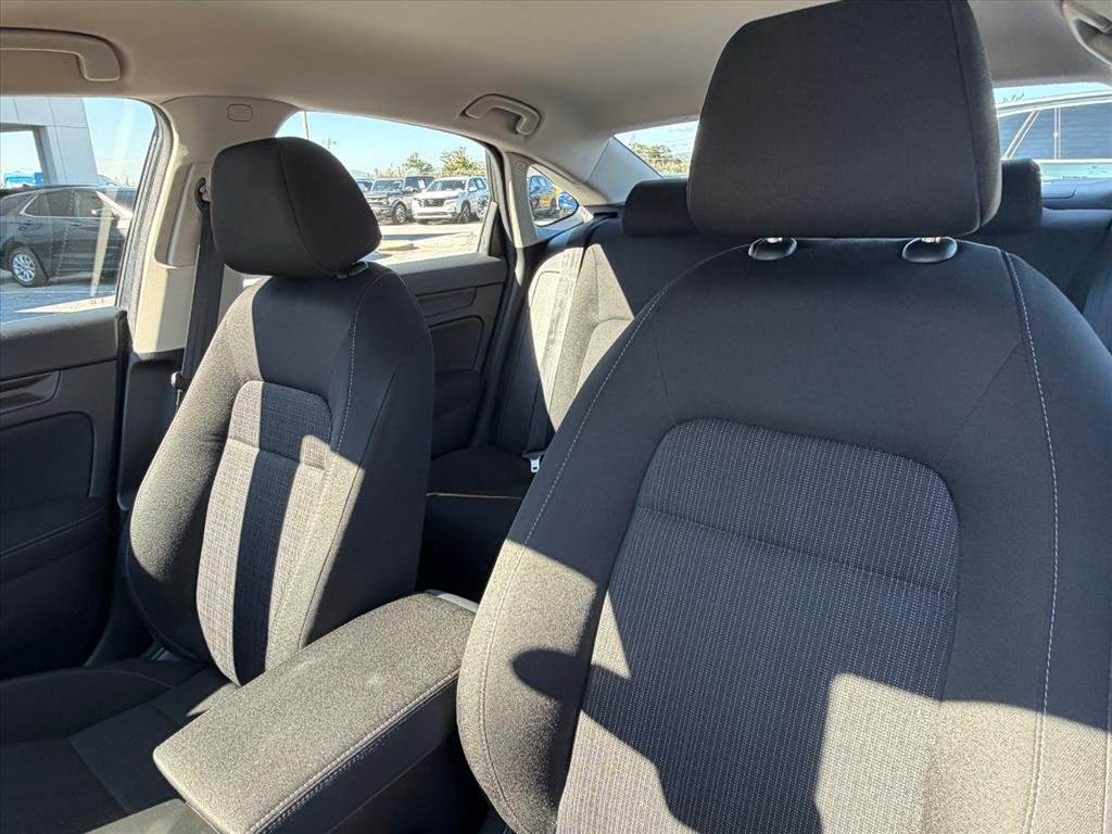 Used 2024 Meteorite Gray Metallic Honda LX image 9