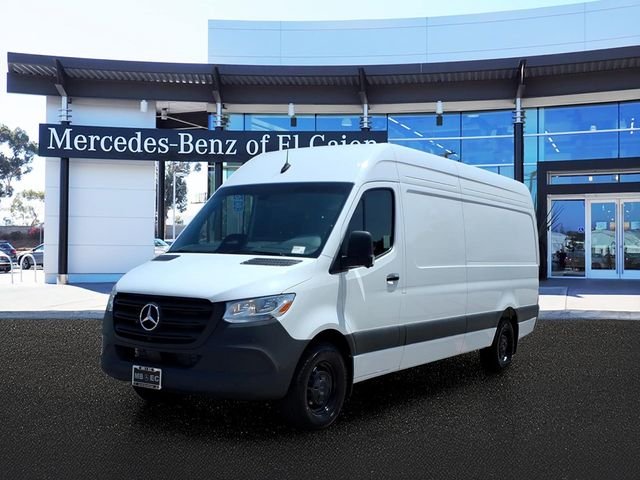 New 2026 White Mercedes-Benz Cargo 170 WB image 1