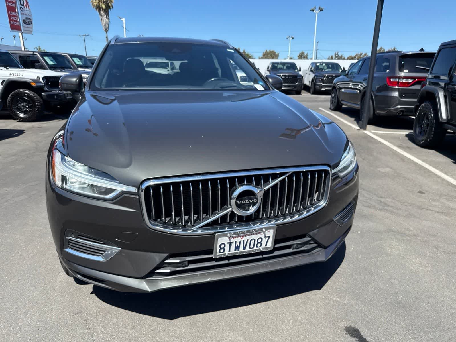 Used 2021 Gray Volvo Inscription image 7