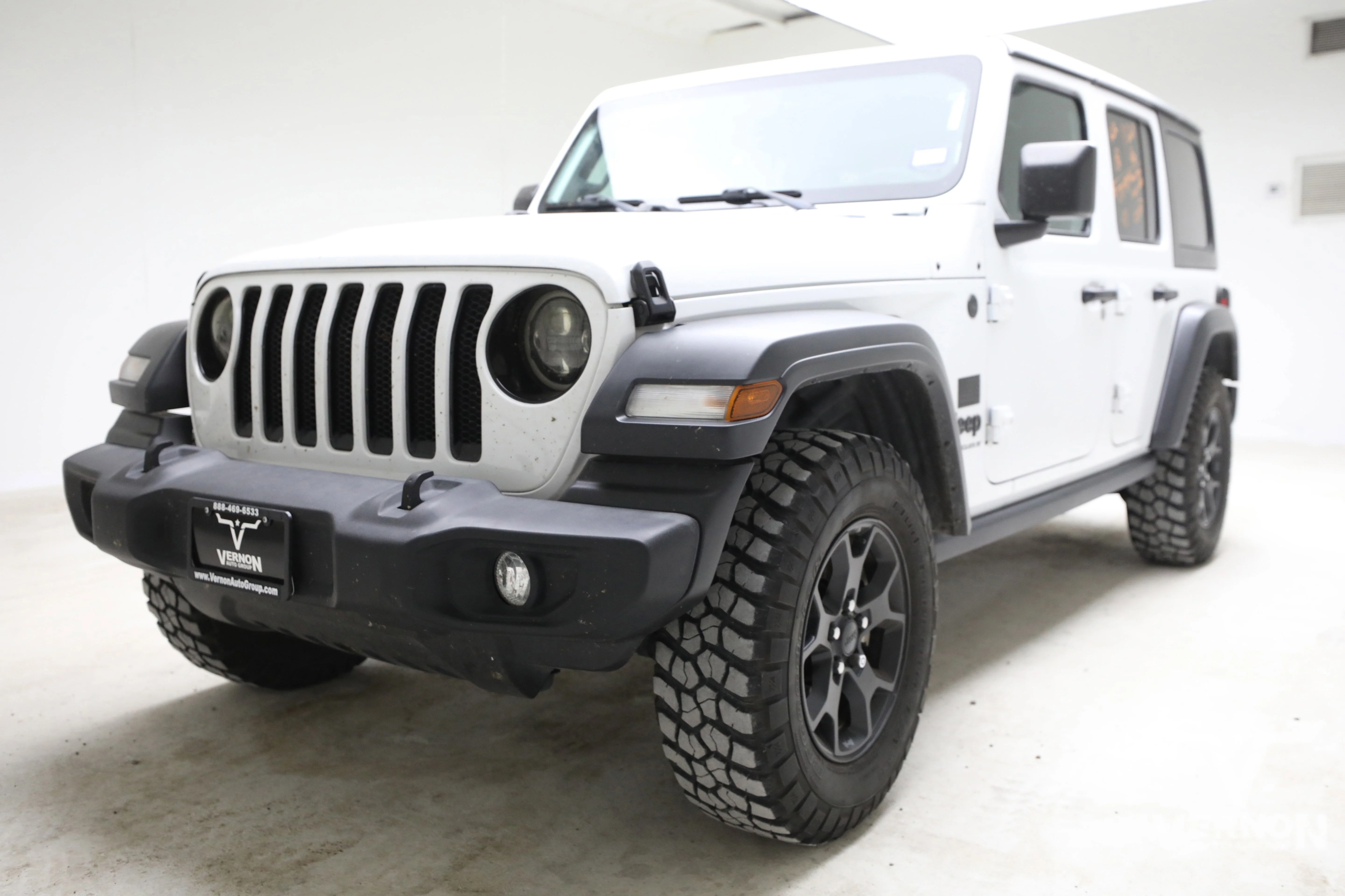 2023 Jeep Wrangler Altitude's photo