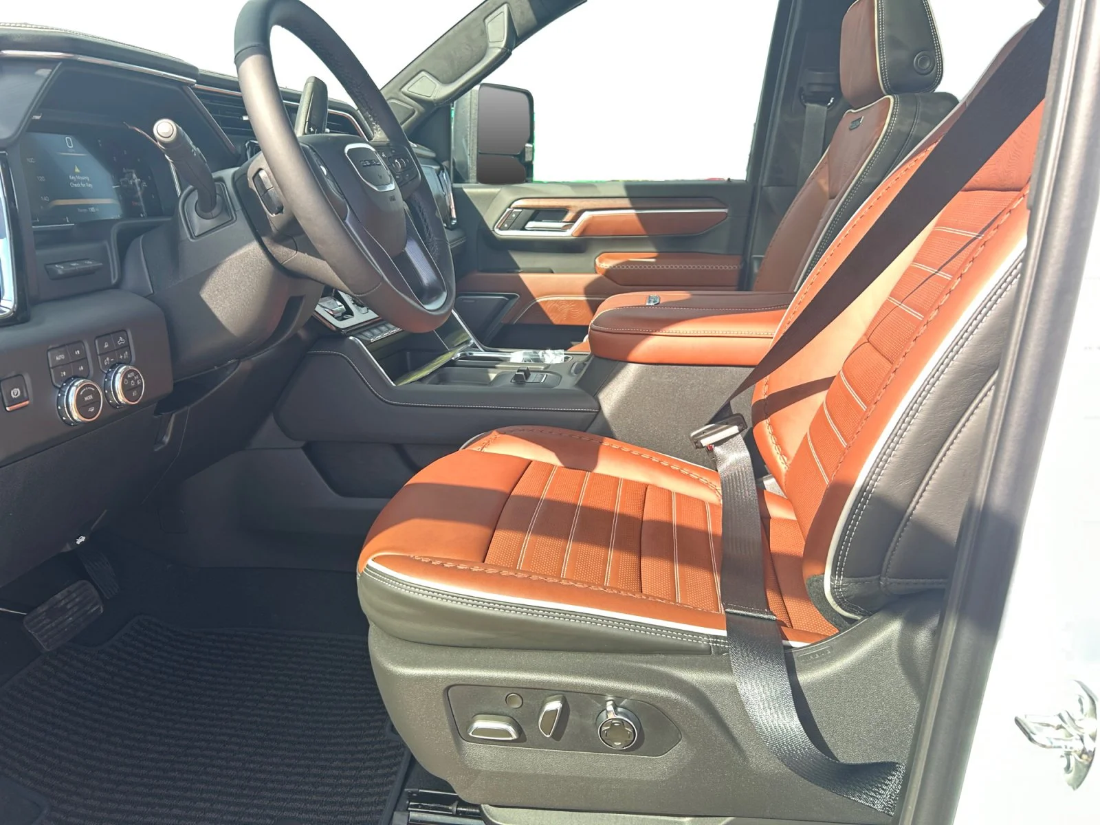 New 2026 Glacier White Tricoat GMC Denali Ultimate image 14