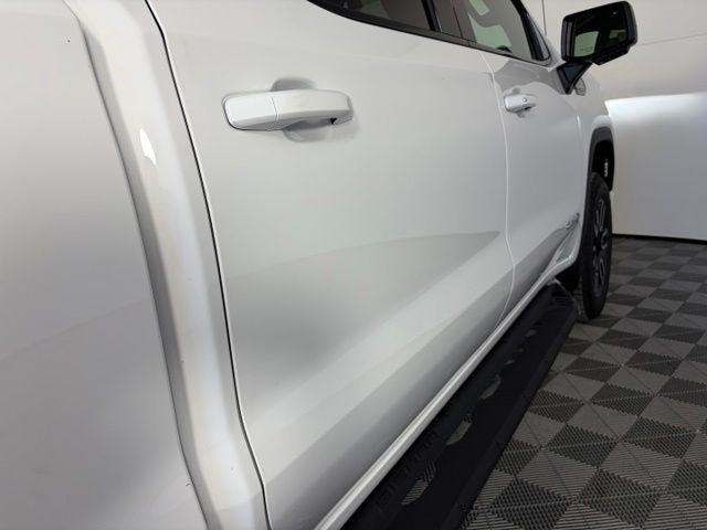 New 2026 White GMC AT4 image 16