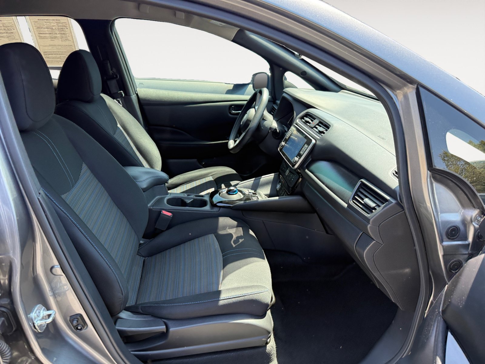 Used 2022 Gun Metallic Nissan SV image 19