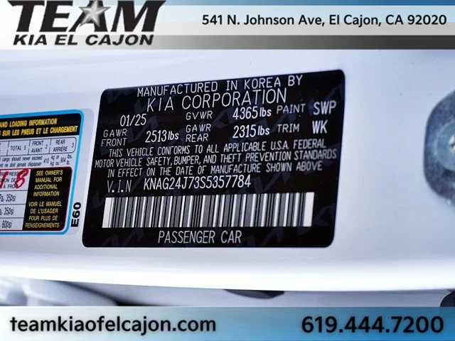 Used 2025 White Kia LXS image 39