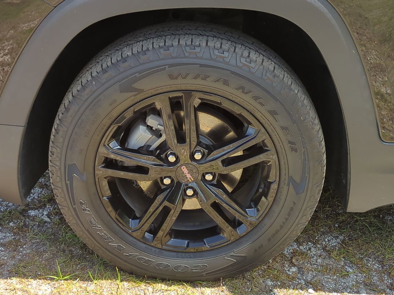 Used 2022 Ebony Twilight Metallic GMC AT4 image 24