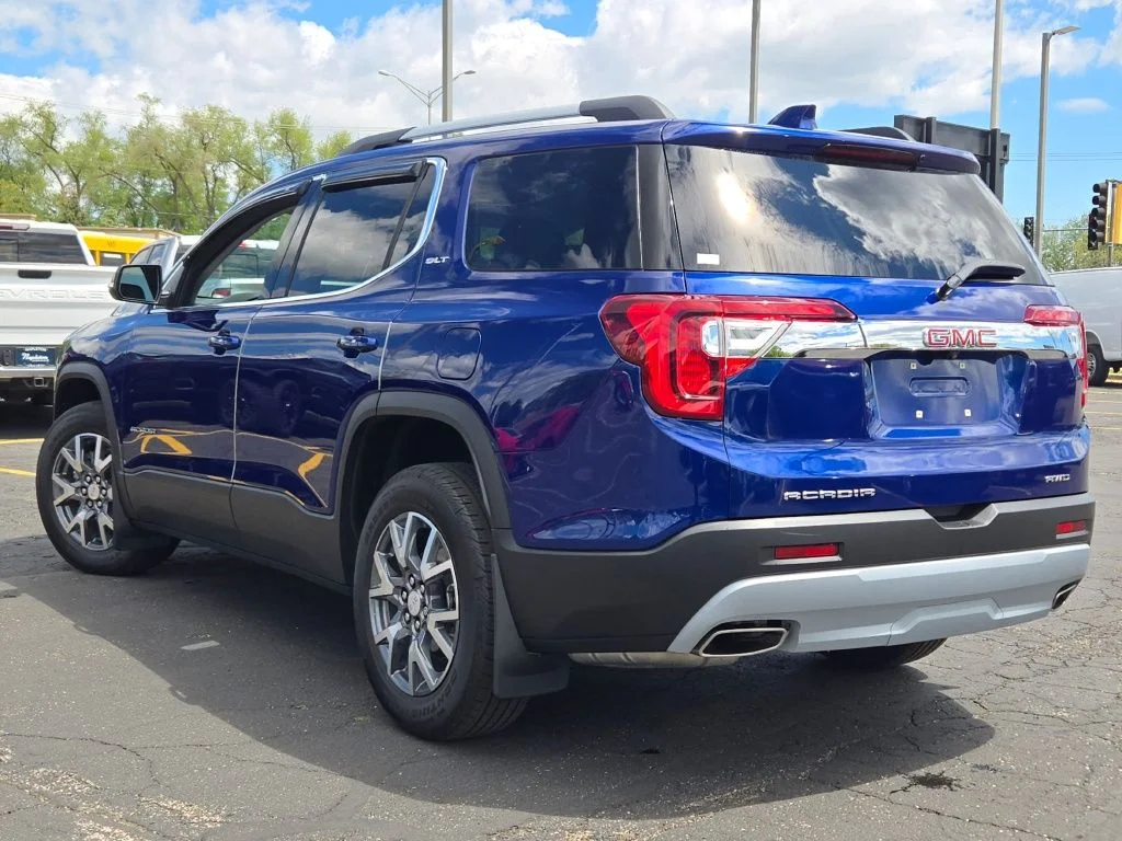 Used 2023 Blue GMC SLT image 15