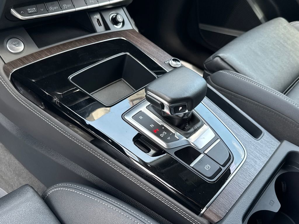 Used 2024 White Audi S line Premium Plus image 28