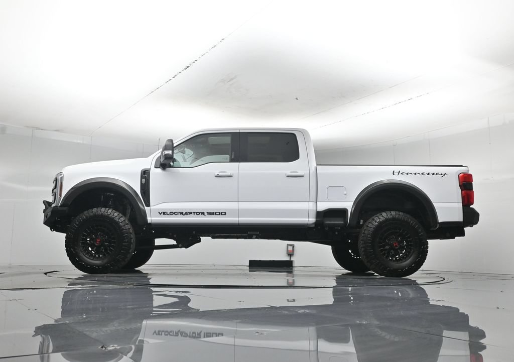 New 2026 Oxford White Ford Lariat image 7
