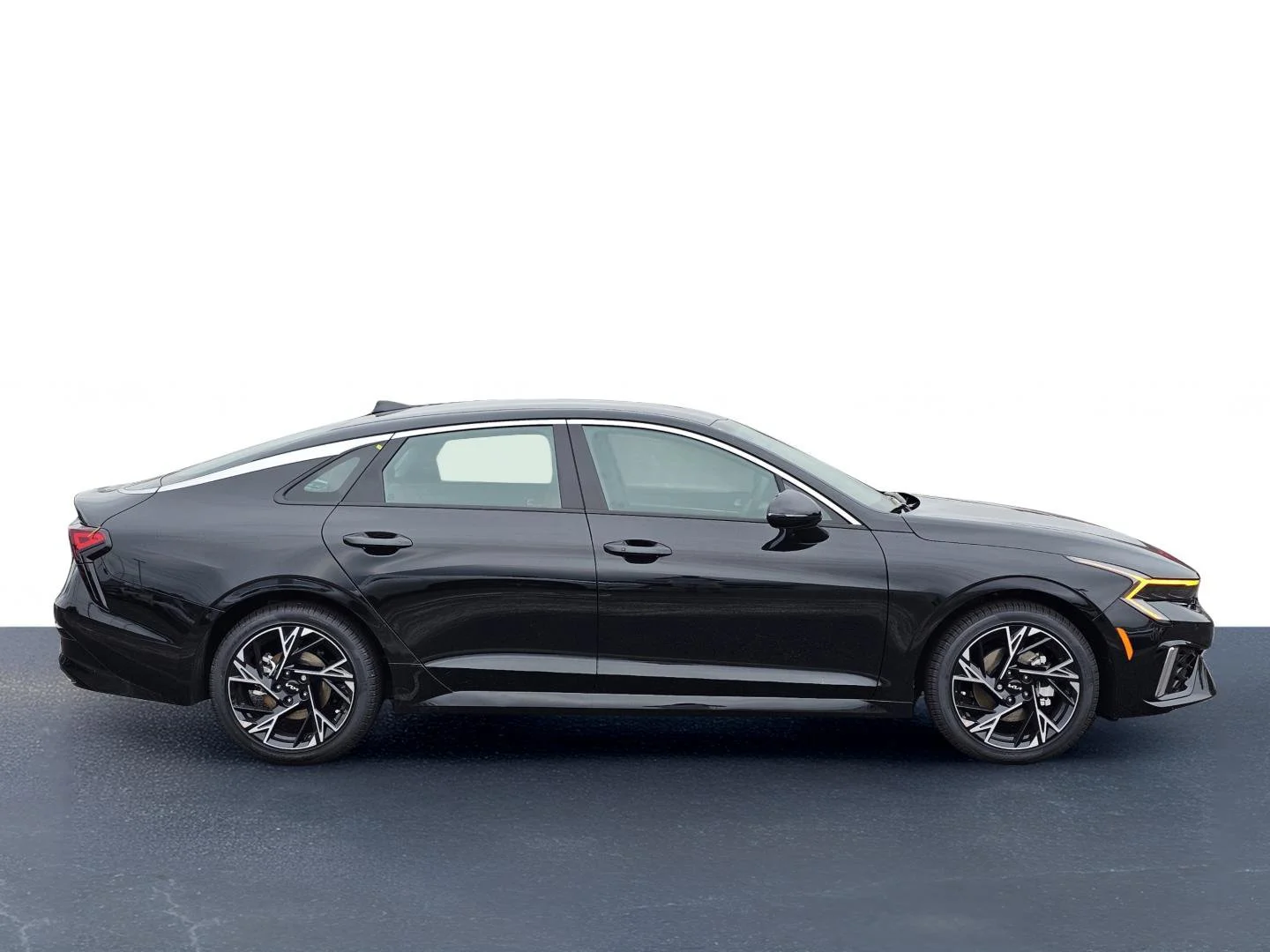 New 2026 Aurora Black Pearl Kia GT-Line image 7