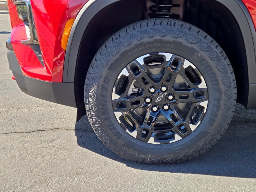2027 Chevrolet Traverse Z71 - Photo 7
