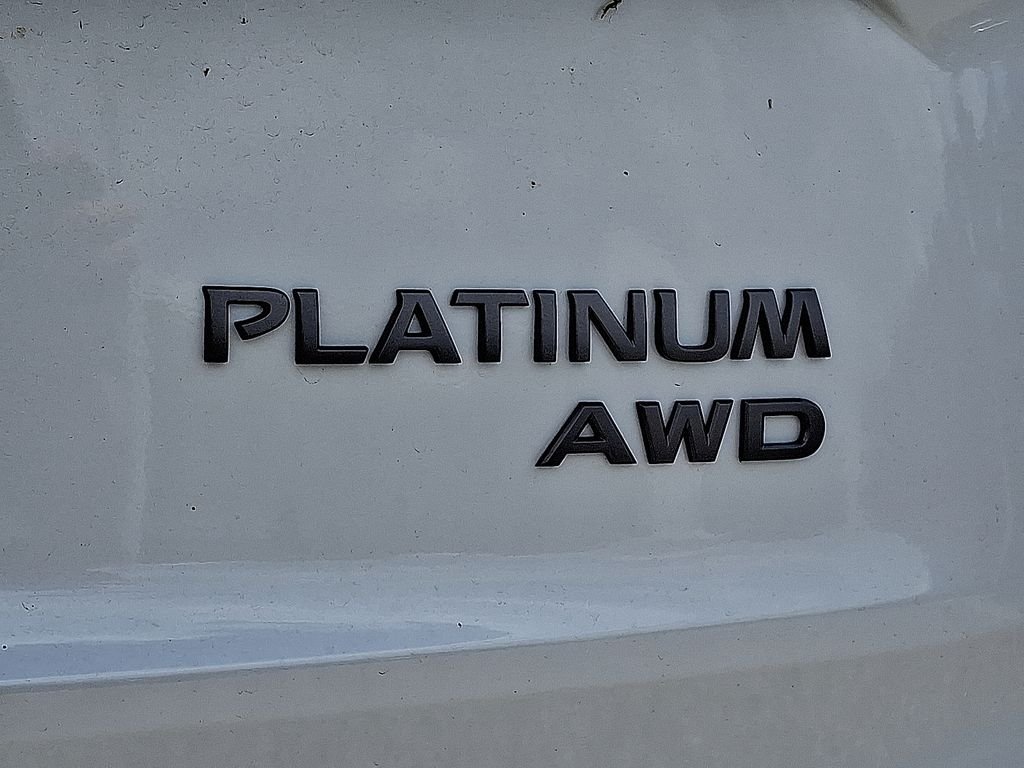 New 2026 Everest White Pearl TriCoat Nissan Platinum image 6