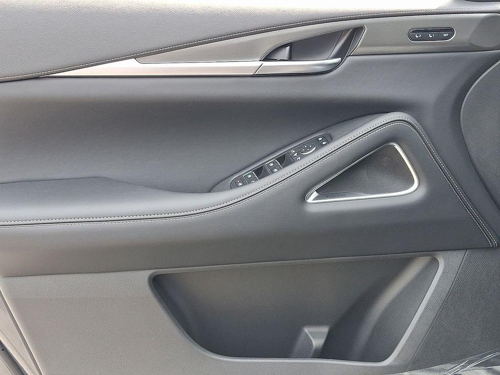 Used 2026 Gray INFINITI LUXE image 14
