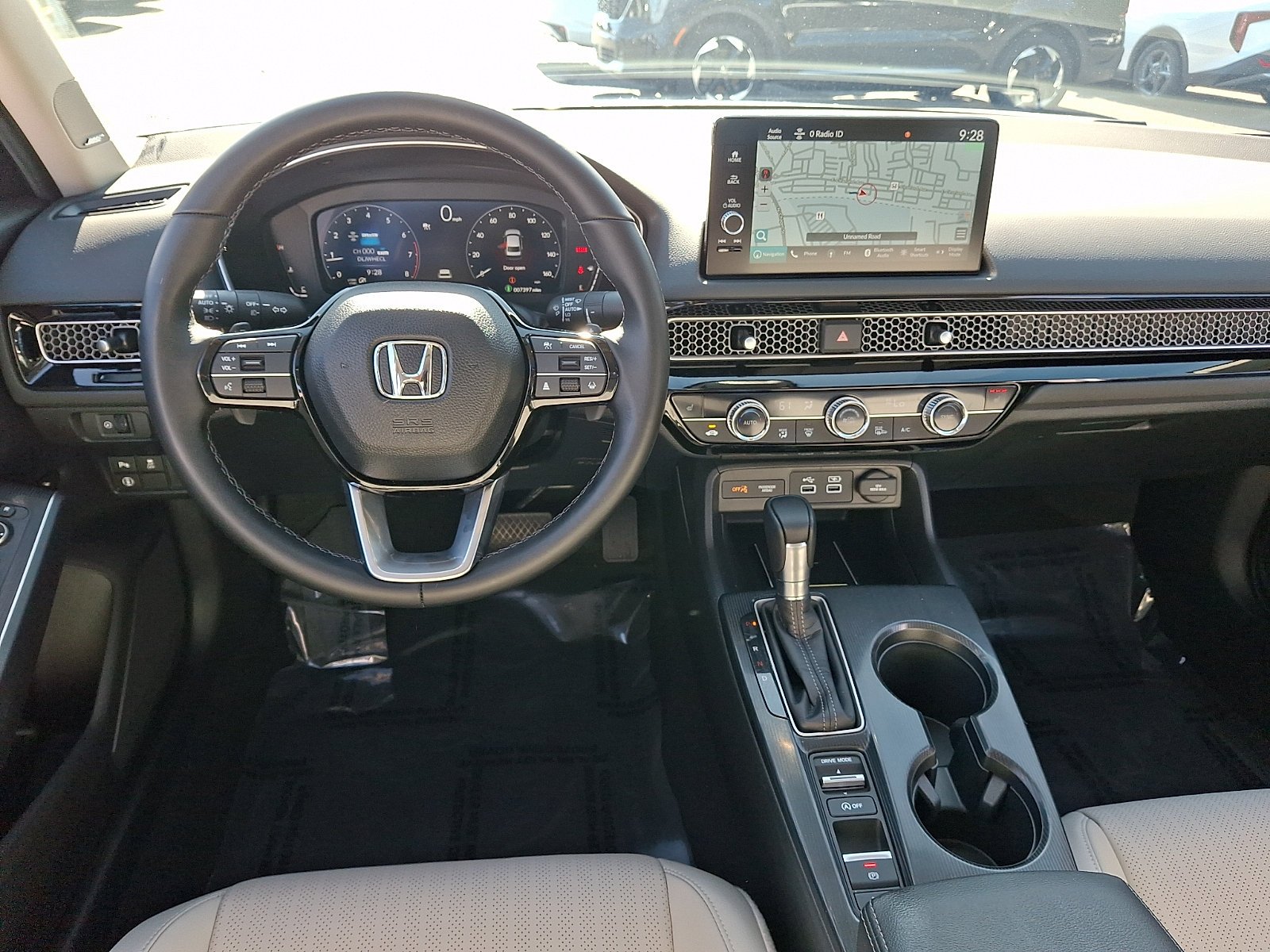 2024 Honda Civic Touring - Photo 10