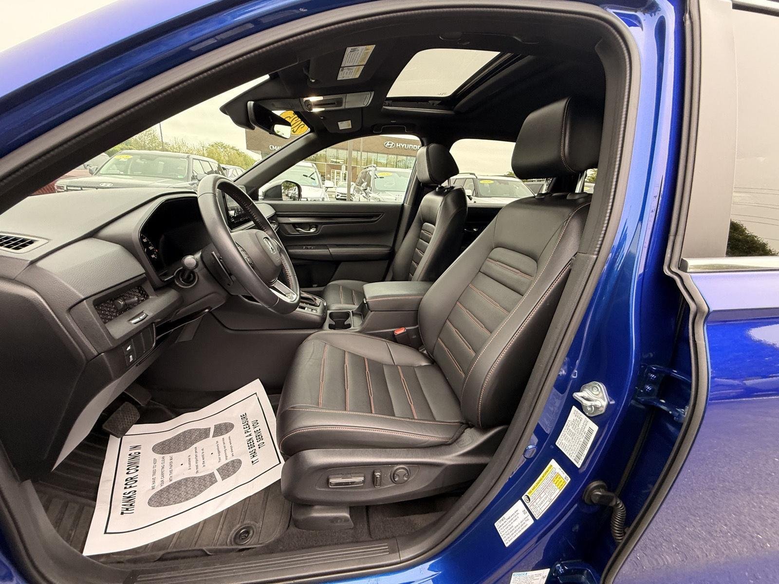 2025 Honda CR-V Sport-L - Photo 14
