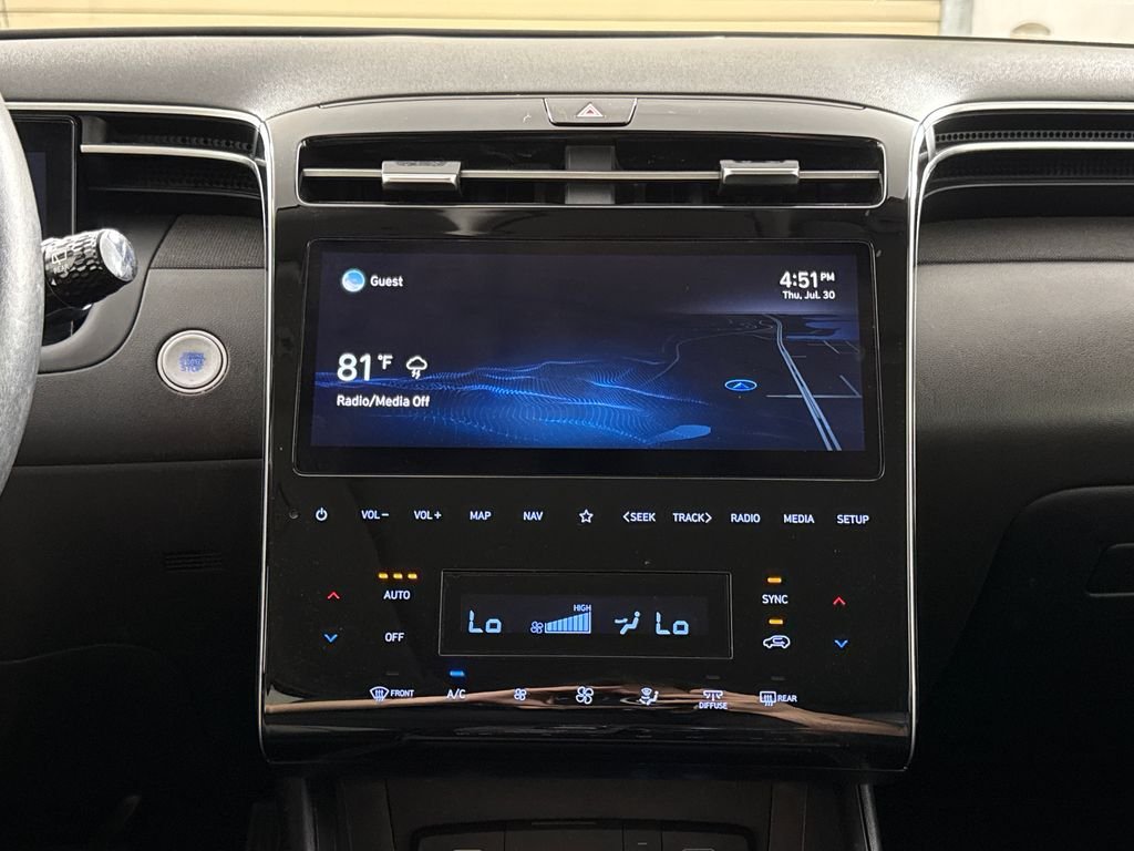 2022 Hyundai Tucson Limited - Photo 17