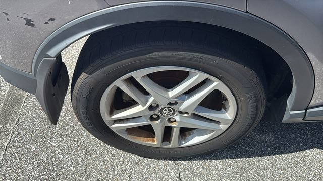 Used 2020 Silver Toyota LE image 8