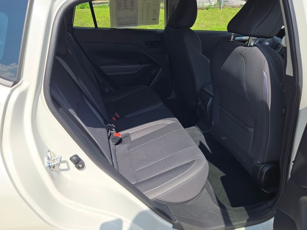 Used 2024 White Subaru Base image 11