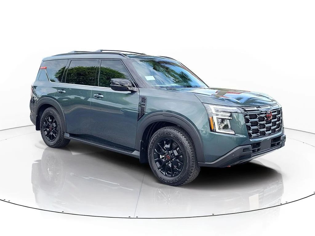 New 2026 White Nissan PRO-4X image 2