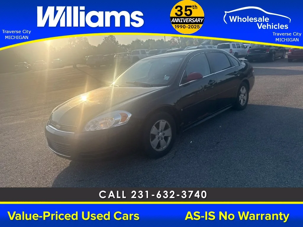 Used 2009 Black Chevrolet LT image 4