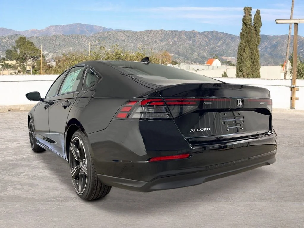 New 2026 Crystal Black Pearl Honda SE image 3