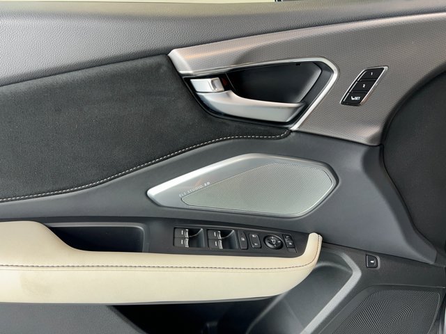 2025 Acura RDX A-Spec Package - Photo 17