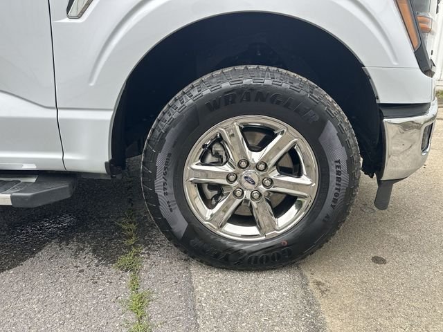 Used 2025 White Ford XLT image 20