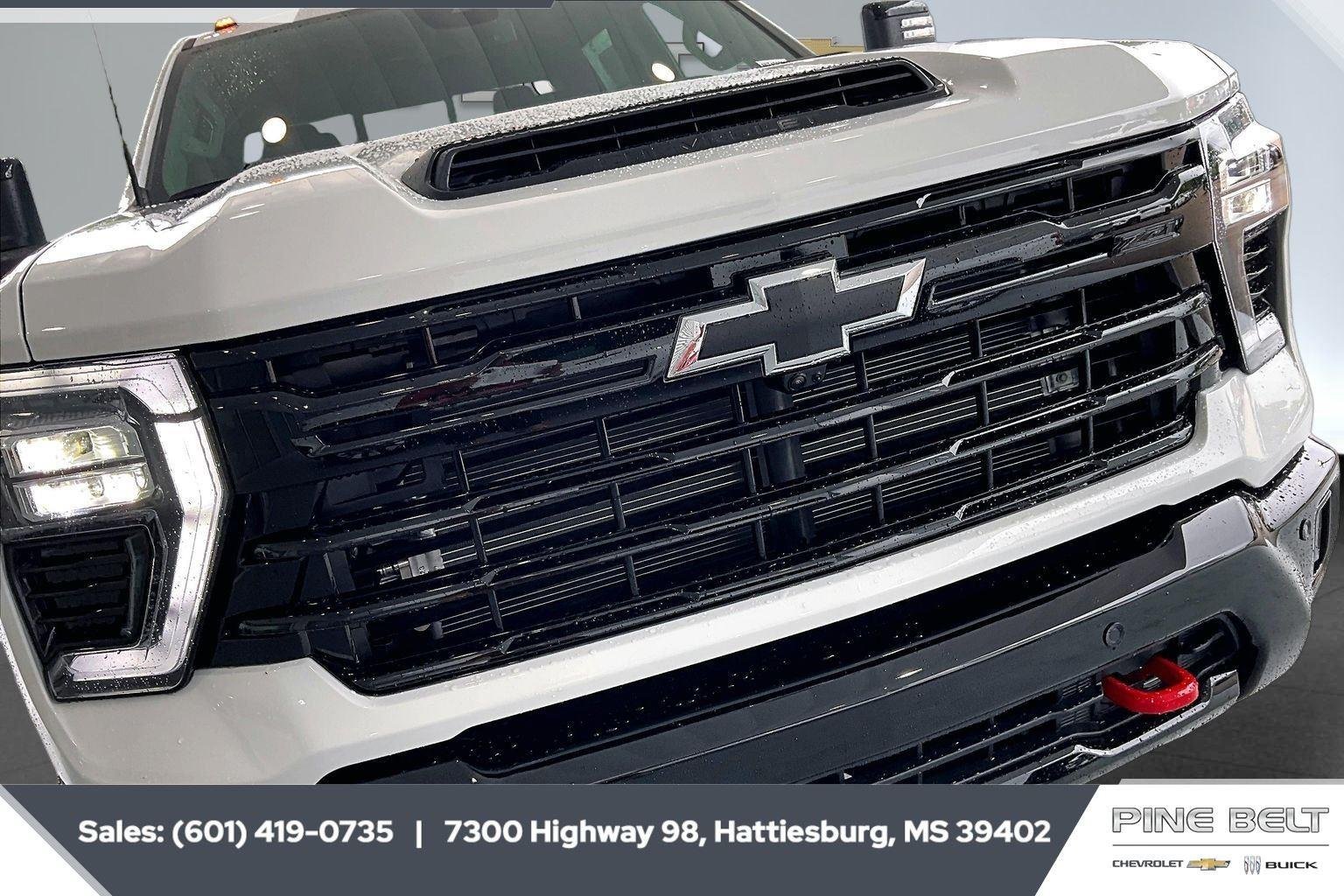New 2026 Summit White Chevrolet LTZ image 22
