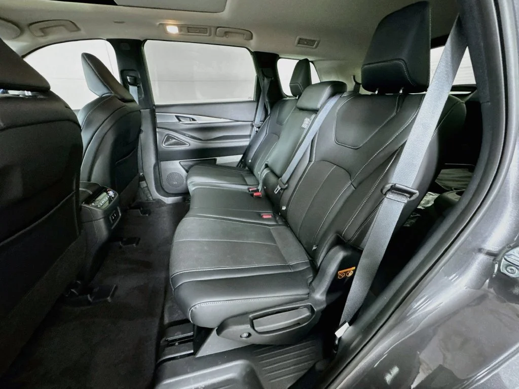 Certified Used 2027 Gray INFINITI LUXE image 33