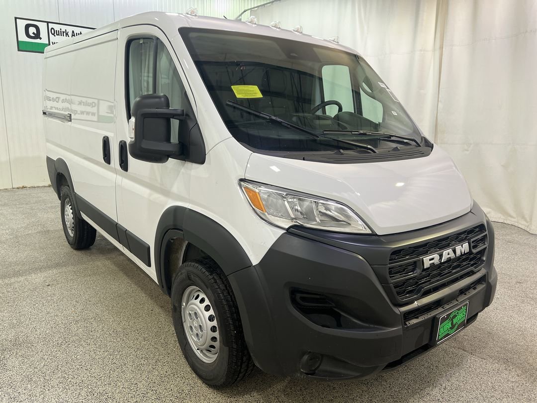2026 RAM ProMaster Cargo Van Tradesman
