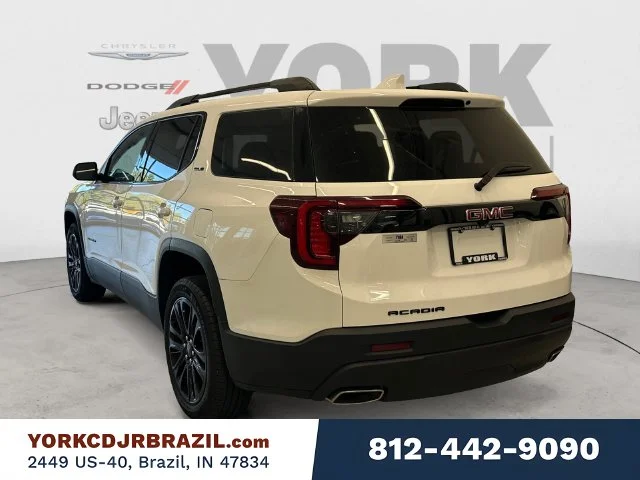 Used 2023 White GMC SLE image 3