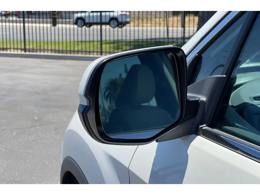 Used 2018 White Diamond Pearl Honda EX image 51