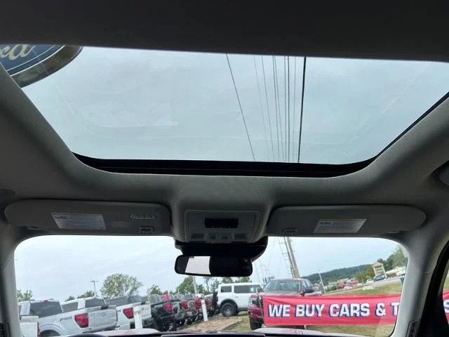New 2025 Ruby Red Metallic Tinted Clearcoat Ford Outer Banks® image 34