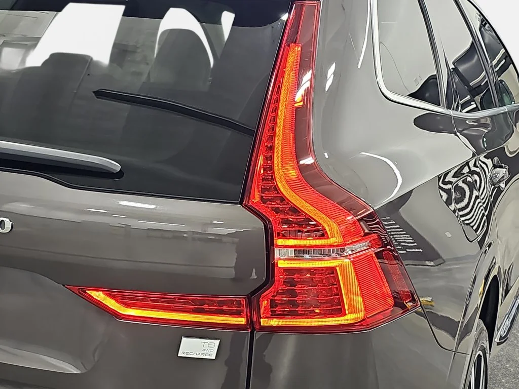 Used 2022 Brown Volvo T8 Inscription image 35