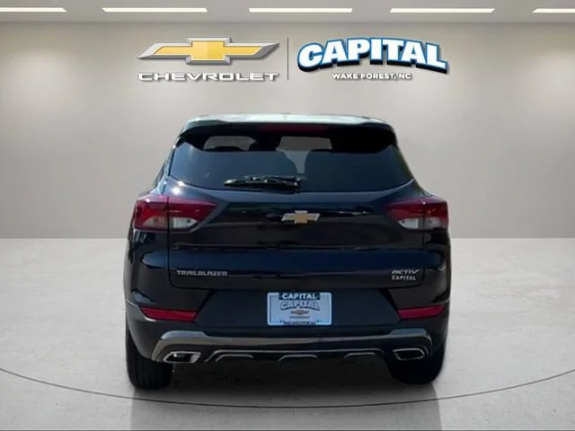 Used 2021 MIDNIGHT BLUE METALLIC Chevrolet ACTIV image 4