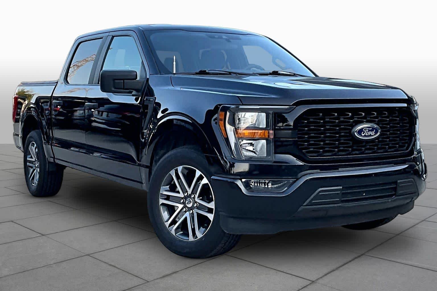 Used 2023 Agate Black Metallic Ford XL image 3