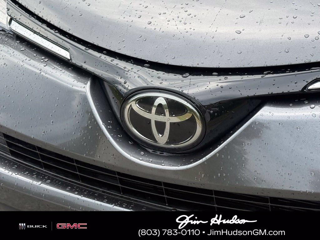 Used 2018 Gray Toyota LE image 7