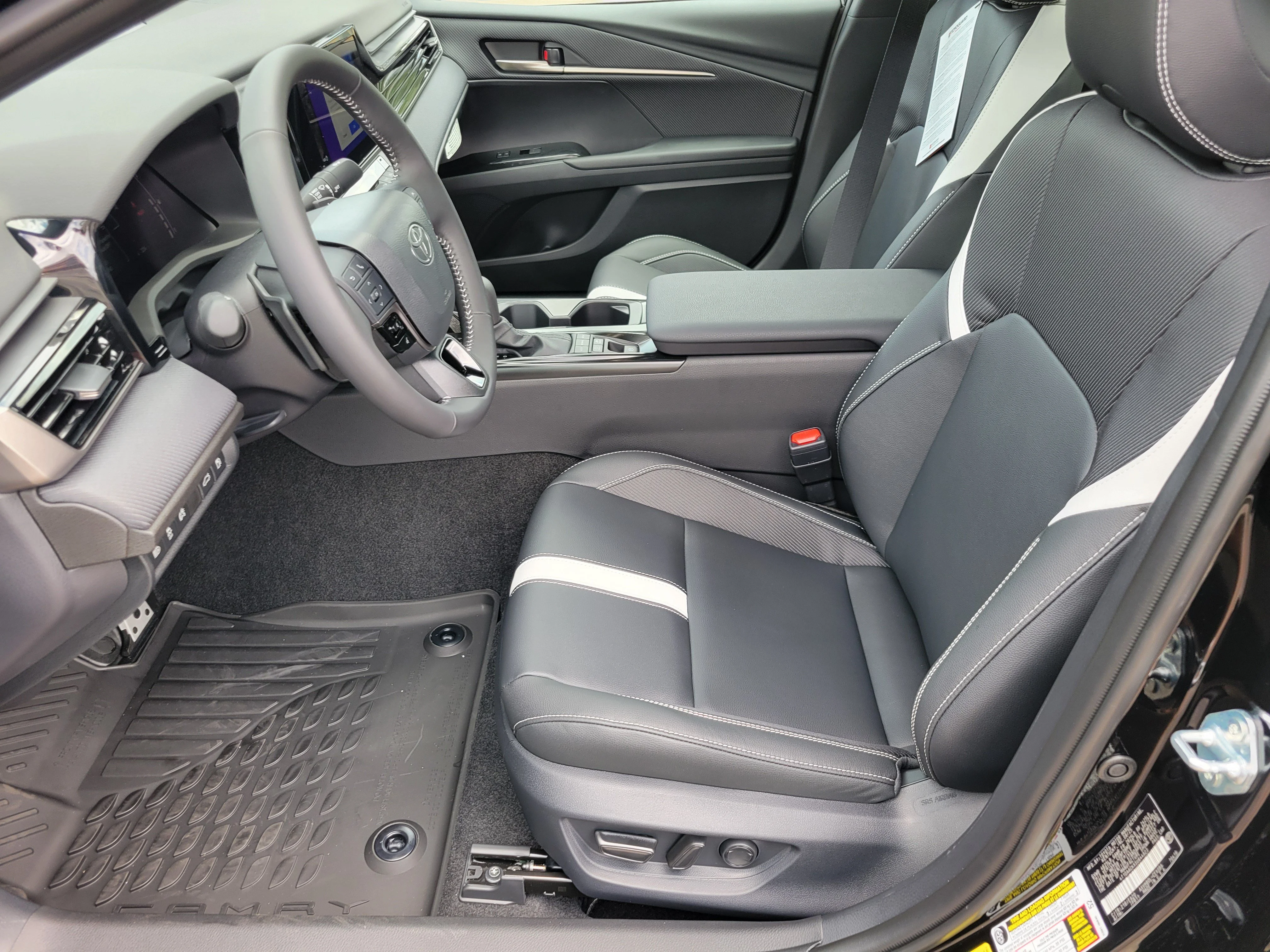 New 2026 Midnight Black Metallic Toyota SE image 5