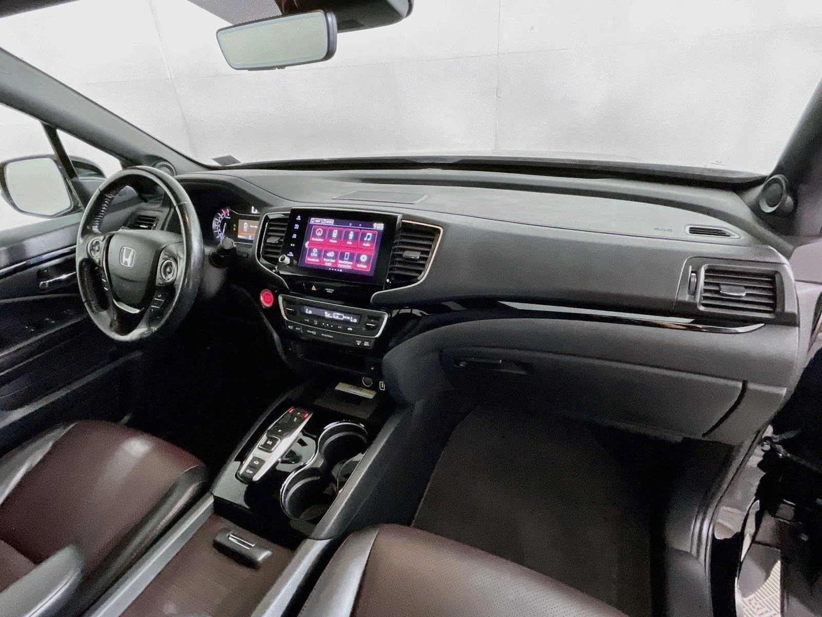 Certified Used 2021 Crystal Black Pearl Honda Black Edition image 33