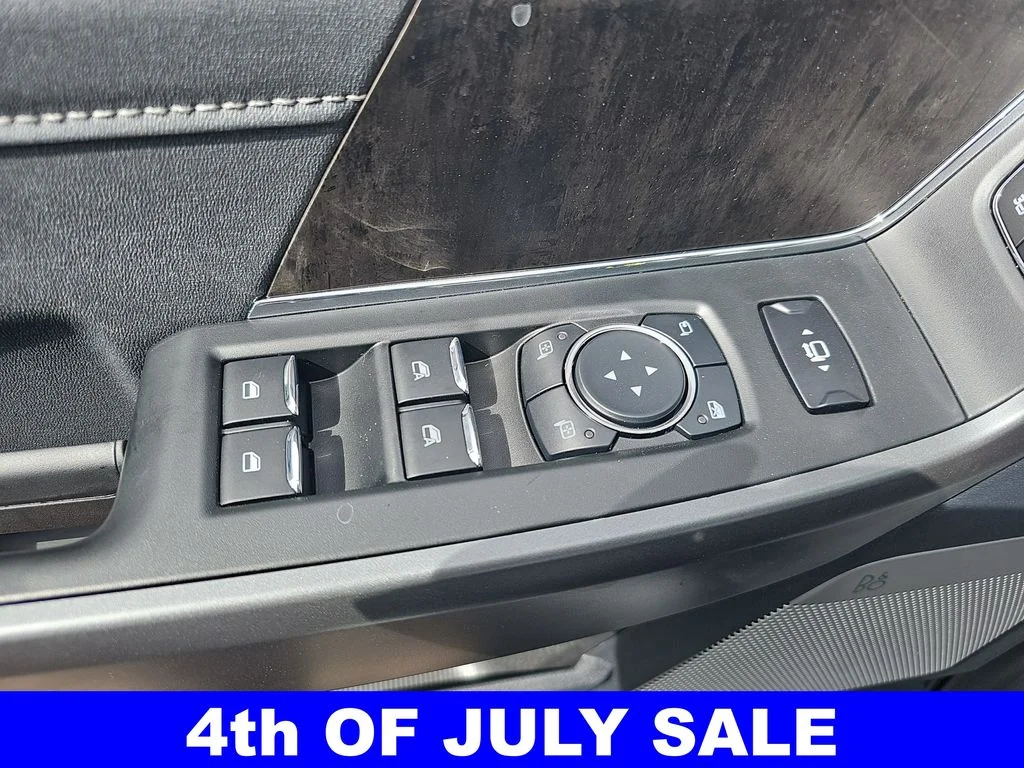 New 2026 Oxford White Ford F-350® Lariat® image 13