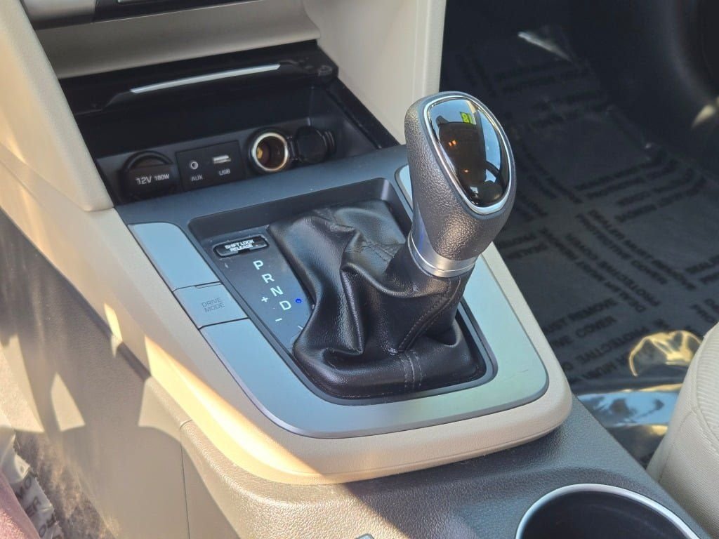 Certified Used 2018 Phantom Black Hyundai SEL image 25