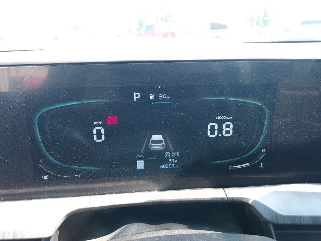 Used 2024  Kia EX image 12
