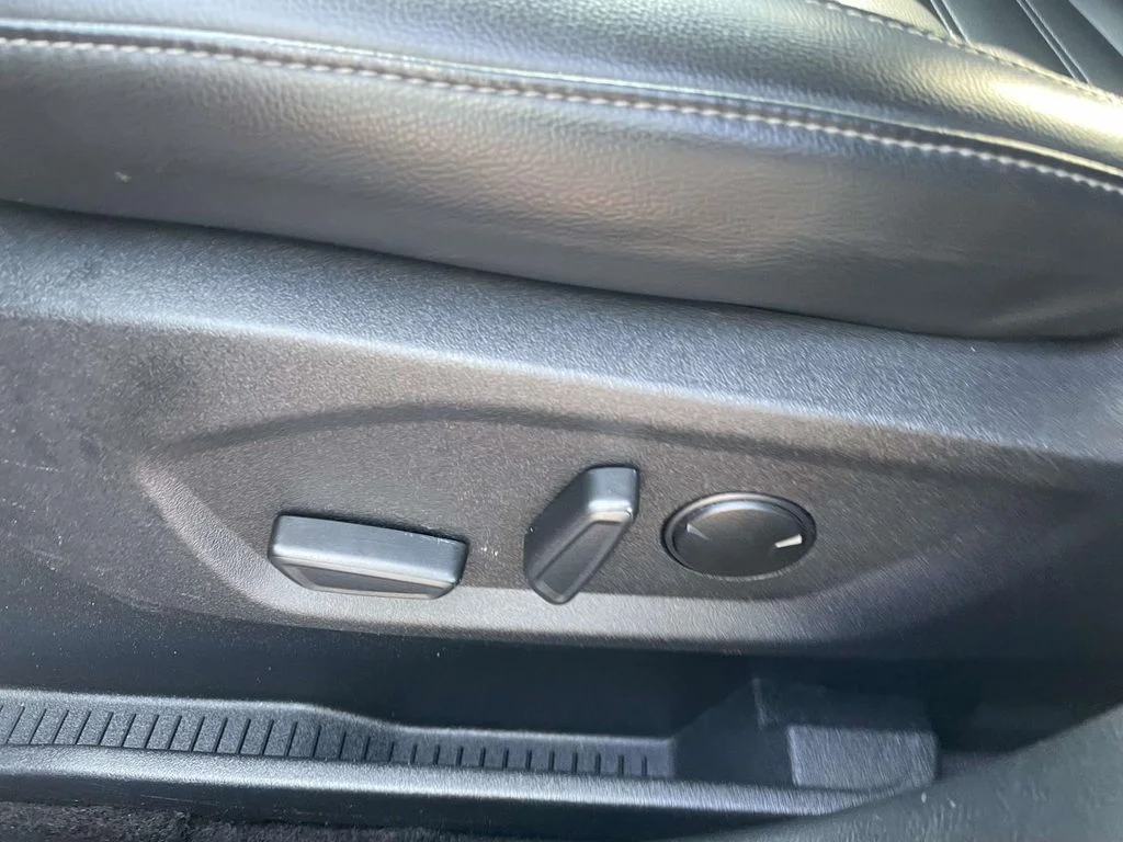 2024 Ford Edge SEL - Photo 19