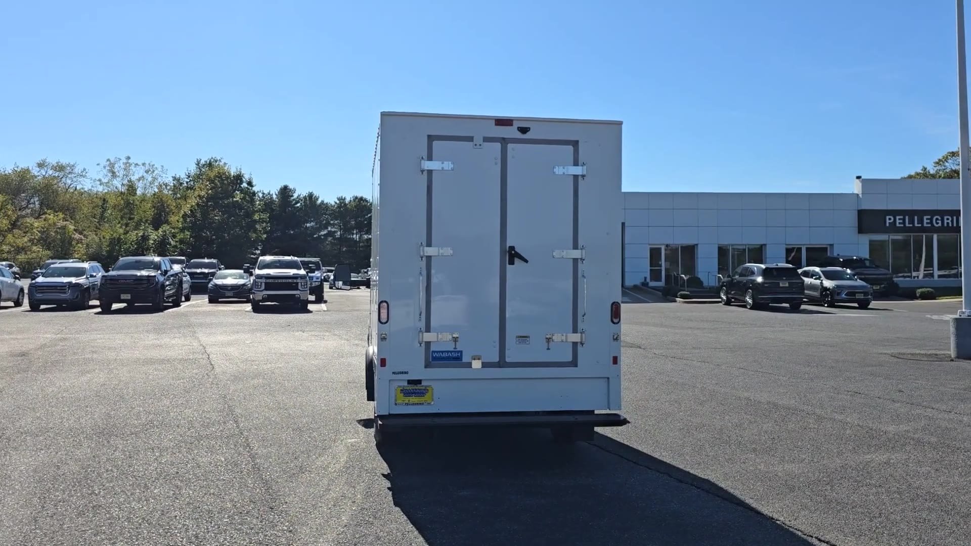 New 2025 Summit White GMC 1WT image 31