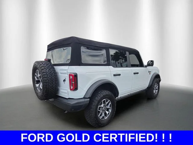 Certified Used 2025 Oxford White Ford Badlands image 5
