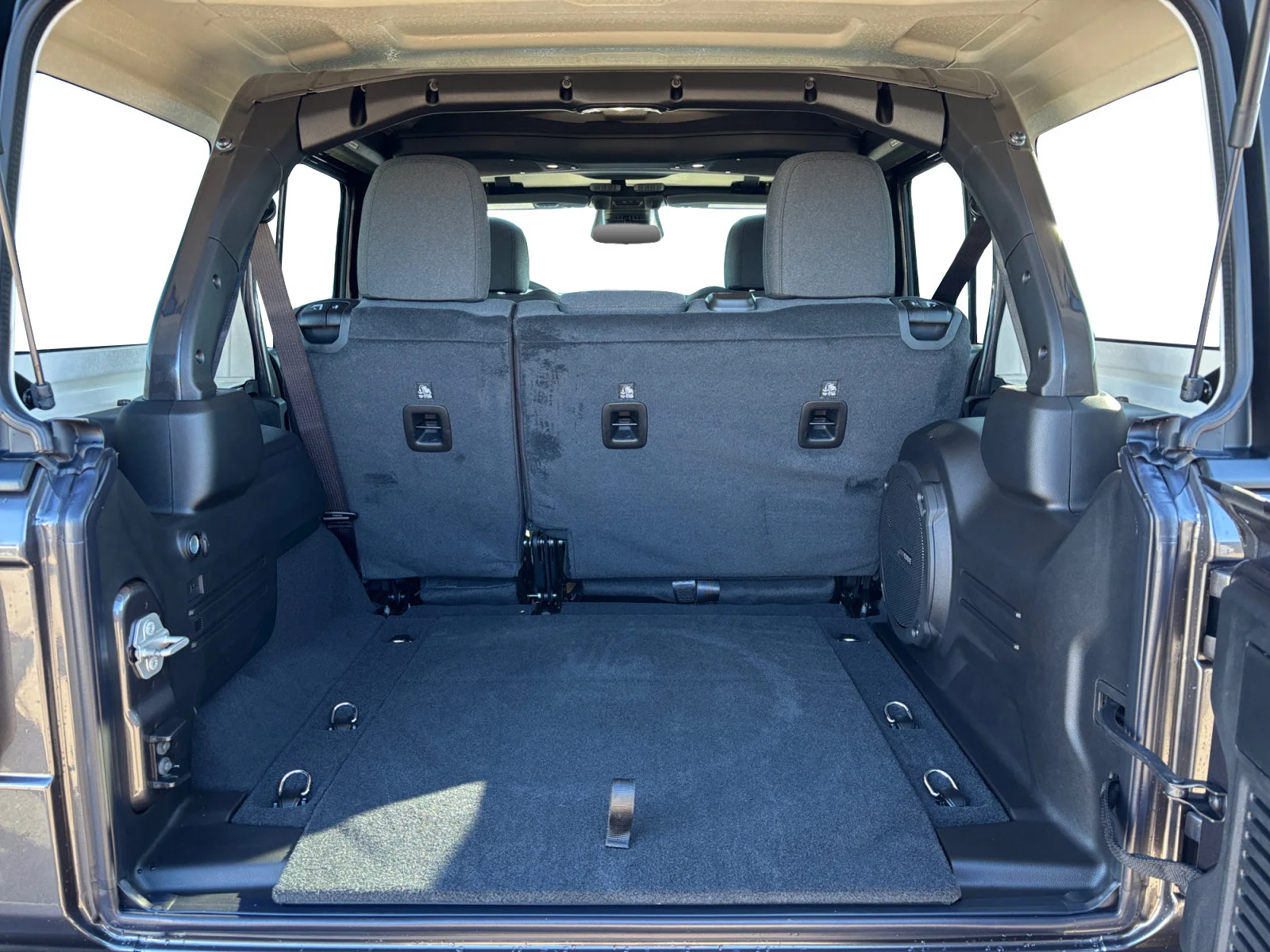 New 2027 Granite Crystal Metallic Jeep Sport S image 19