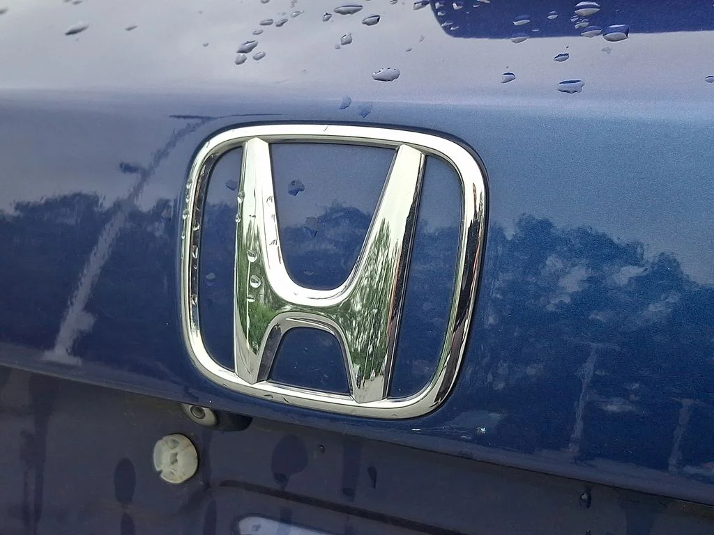 Used 2016  Honda EX image 30