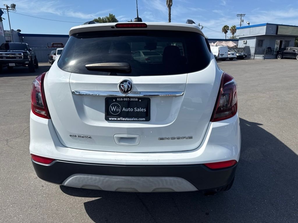 Used 2018 White Buick Preferred image 6