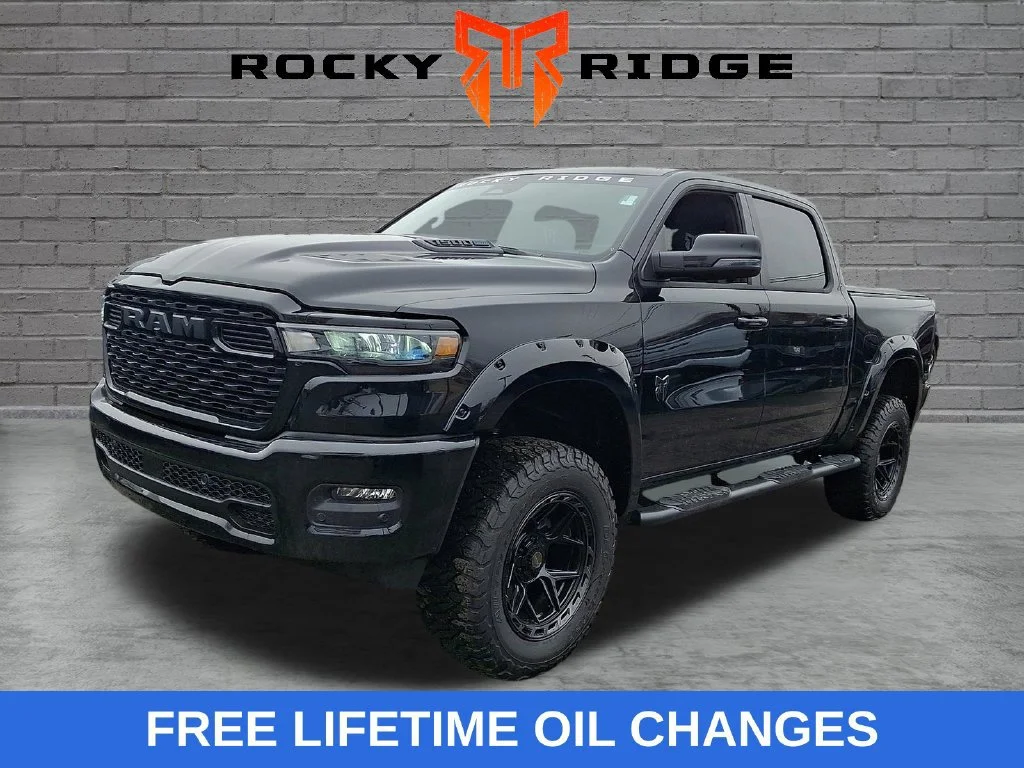New 2026 Diamond Black Crystal Pearl-Coat Exterior Paint RAM Big Horn image 3