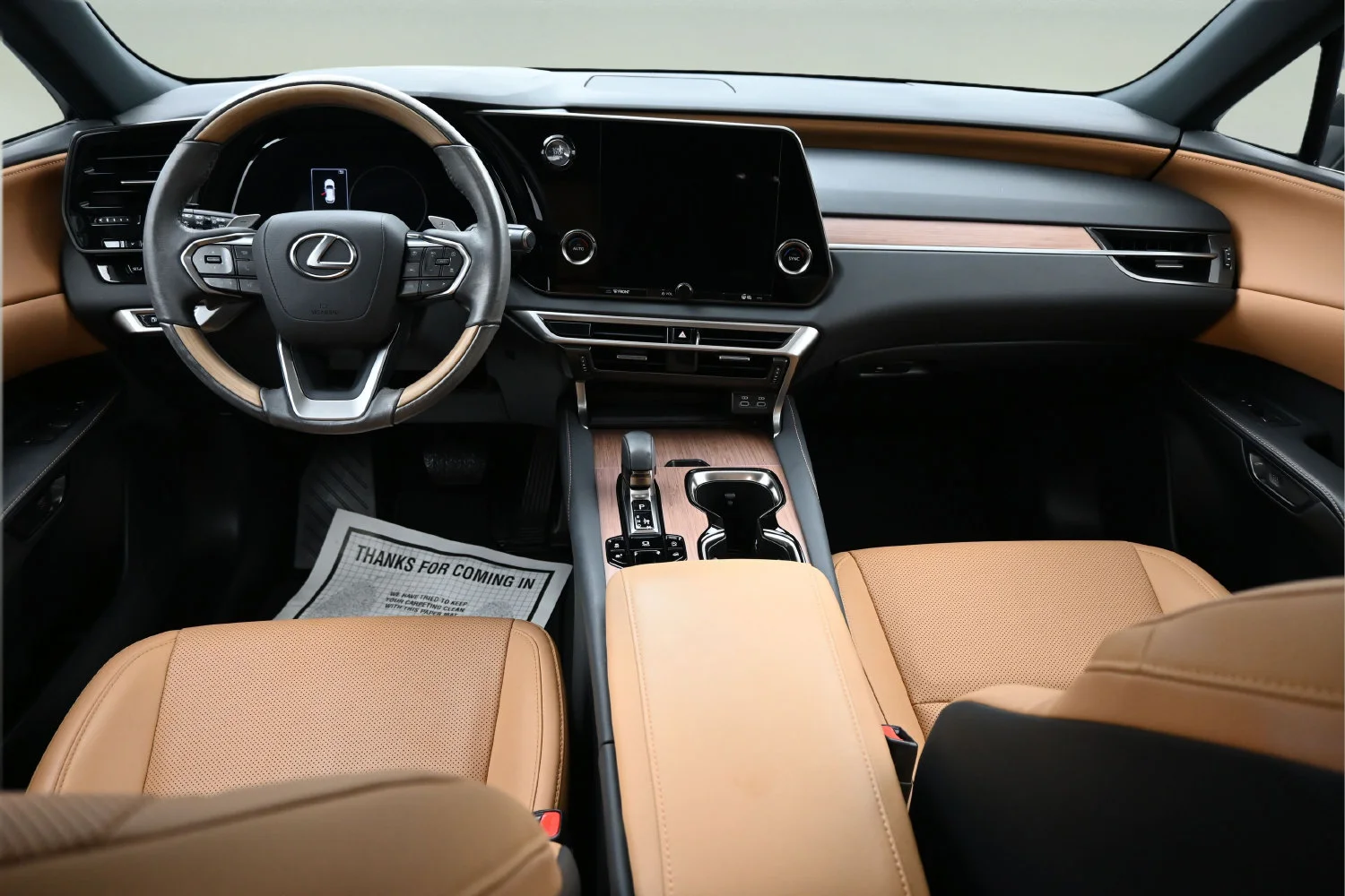 Used 2024  Lexus RX 350 image 11